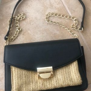 Black Crossbody Purse 🖤